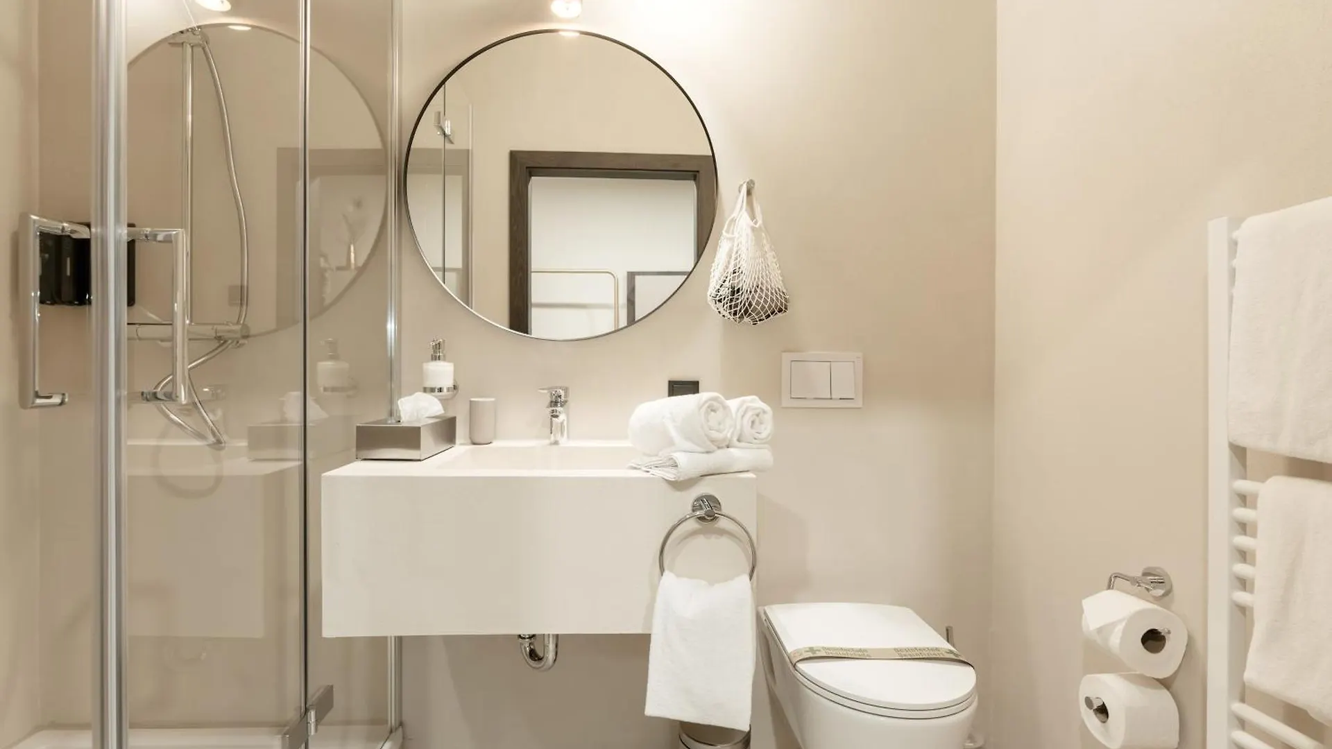 Aparthotel Lavilo Main Square Graz
