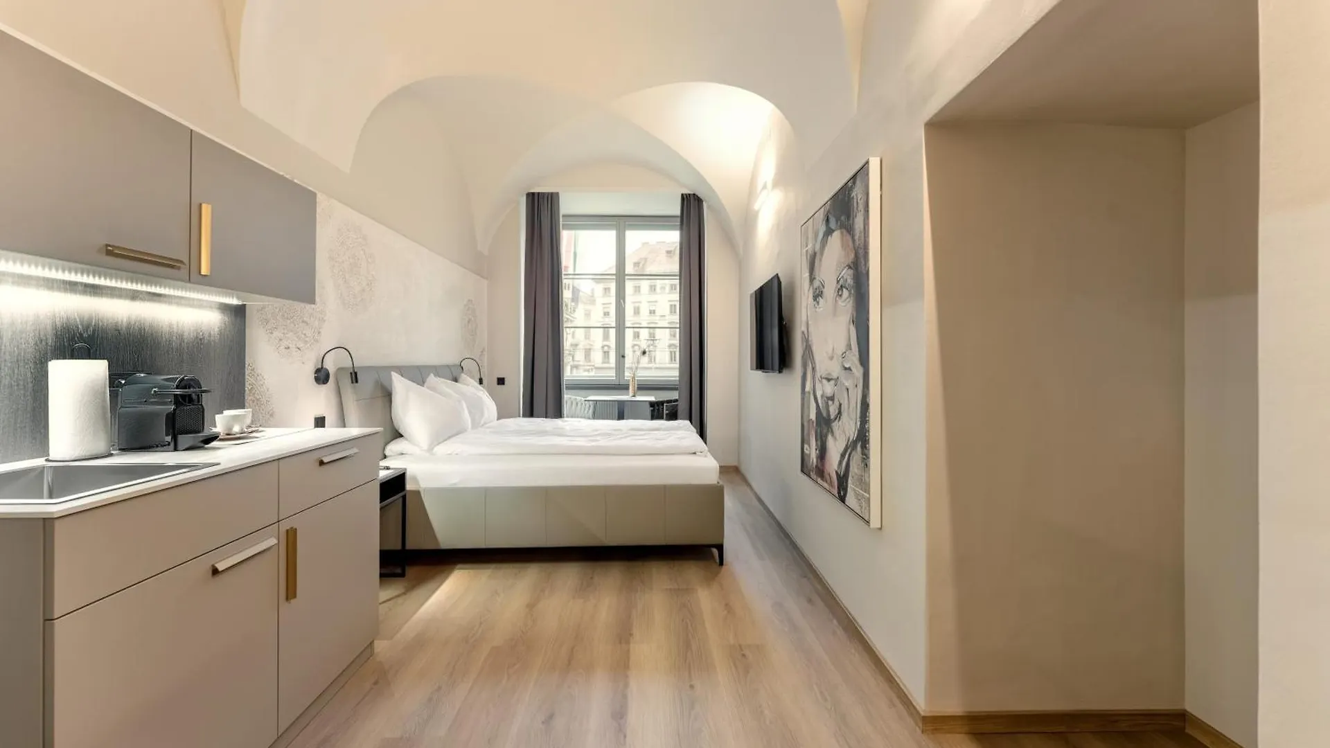Aparthotel Lavilo Main Square Graz