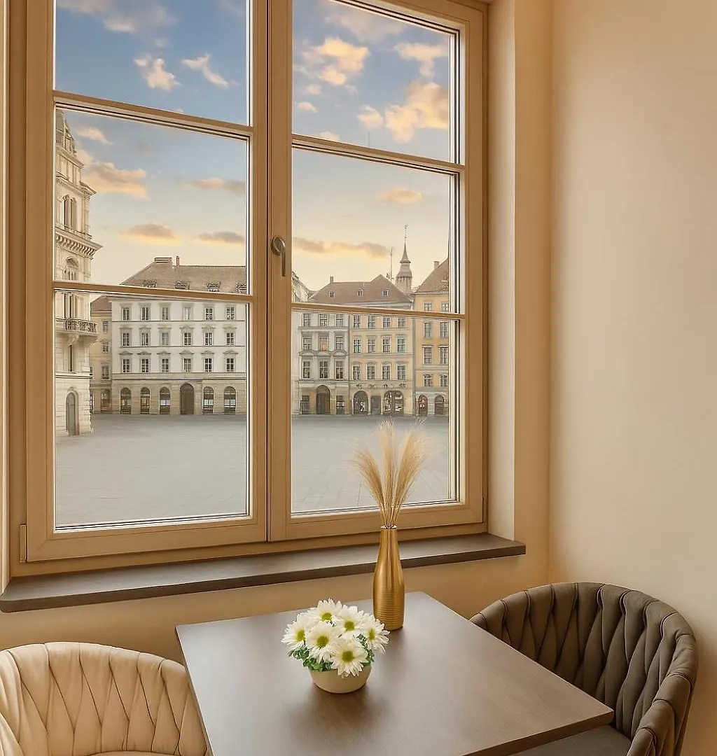 Aparthotel Lavilo Main Square location
